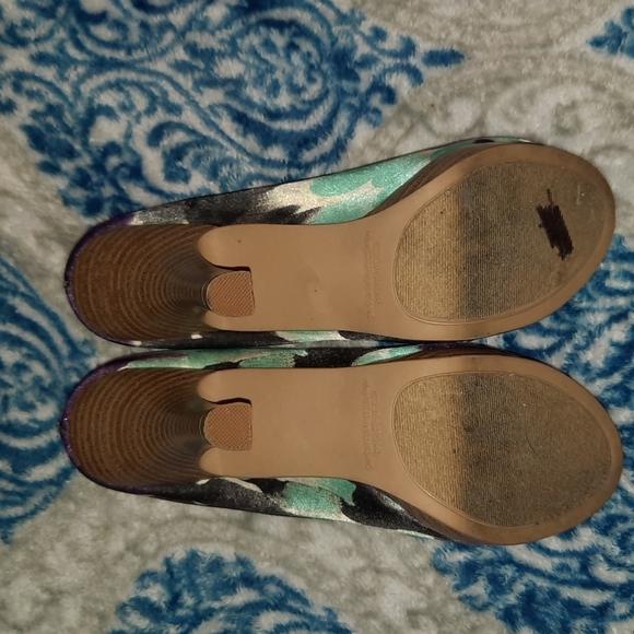 Madden Girl Platform Heel 6 - Picture 4 of 9